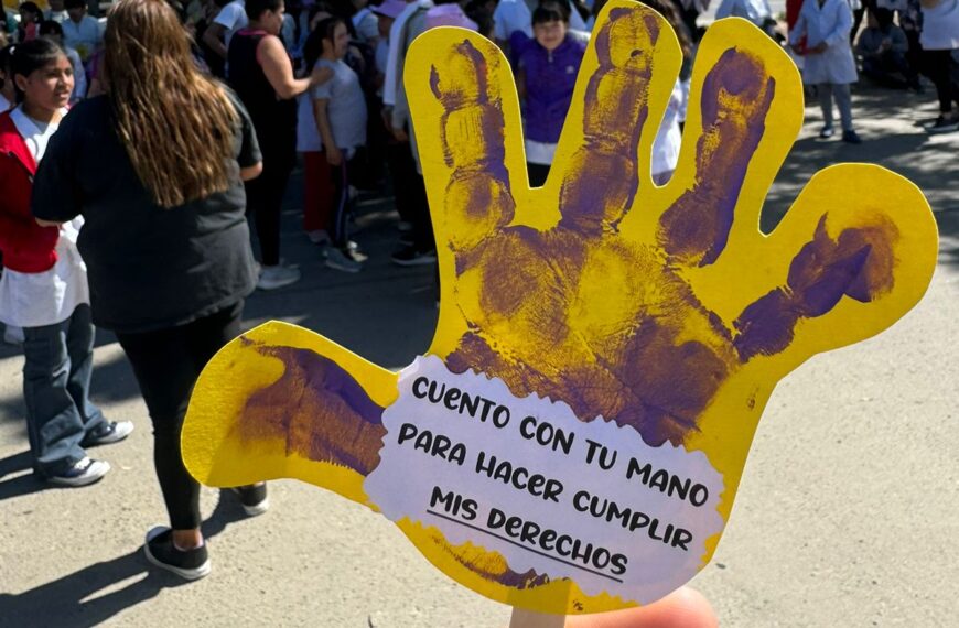 El CPB del 30 de Octubre marchó para reafirmar los derechos de los niños