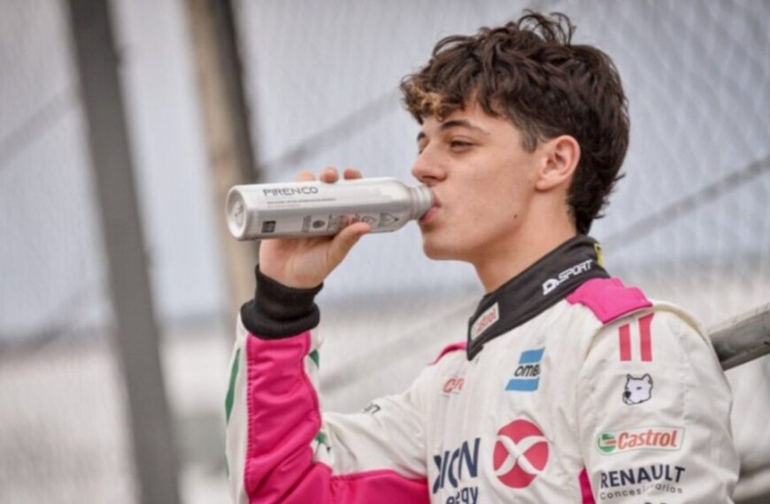 ¡Nacho Montenegro ya presentó su auto en Comodoro! 🚗💨