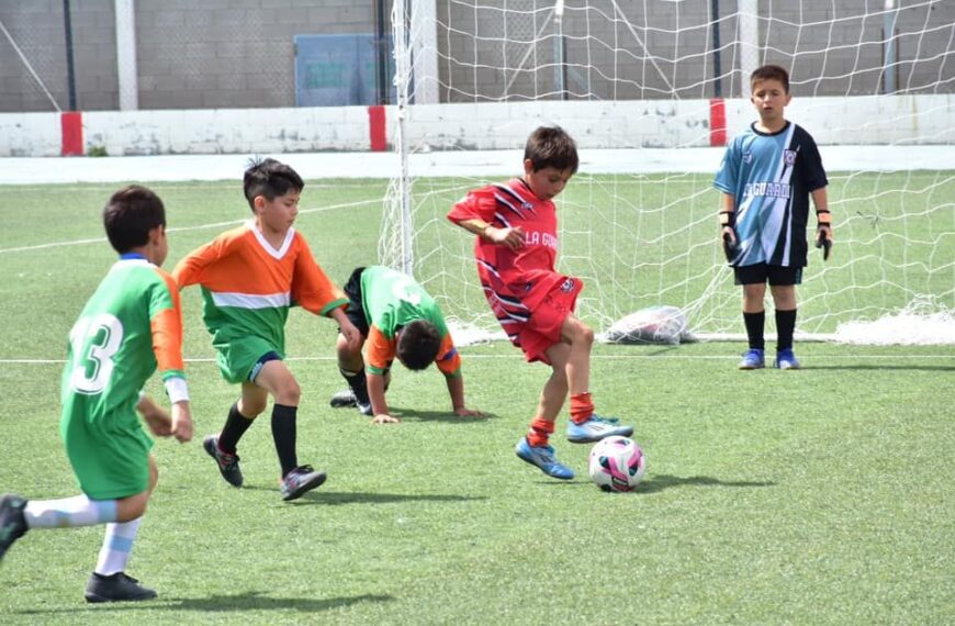Arranca el campeonato de fútbol de los Juegos Comunitarios “Verano 2025”