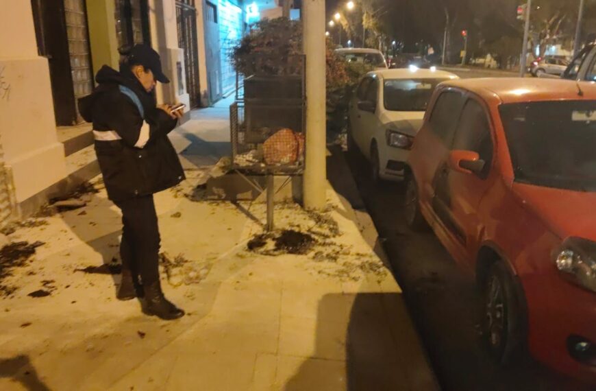 Fue detenido por intentar prender fuego un auto