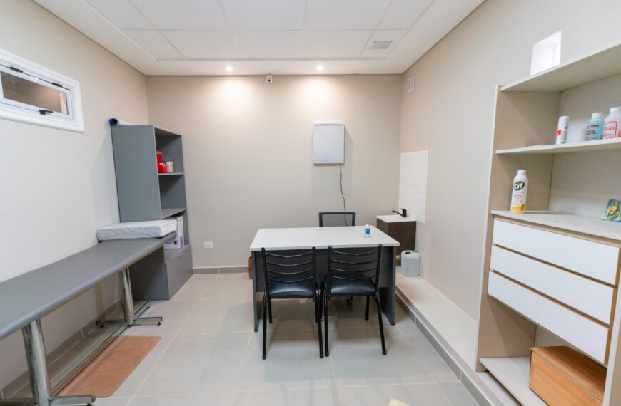 Barrio Roca: inauguraron consultorios médicos para jubilados