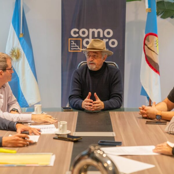 Othar se reunió con Camuzzi y contratistas para optimizar obras de gas