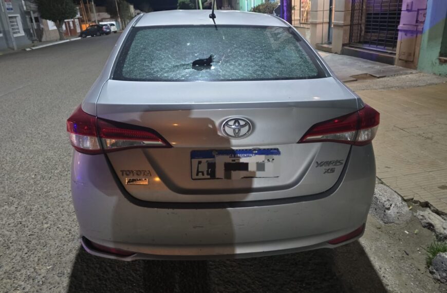 Cuatro jóvenes causaban destrozos en pleno centro y fueron detenidos