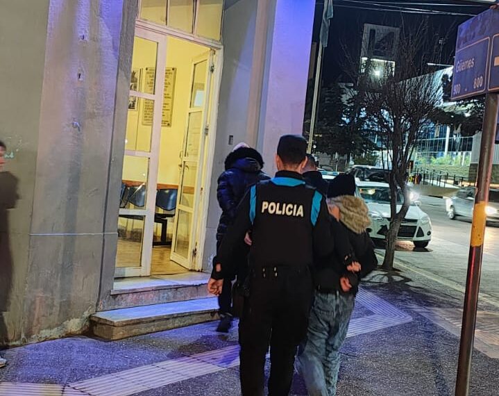 Destrozaron un inodoro en un…