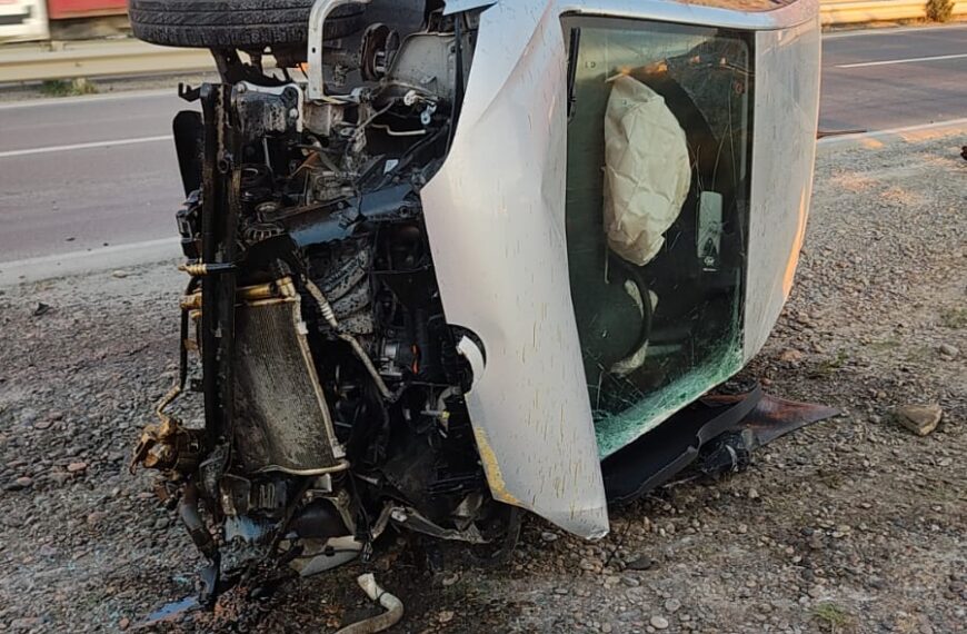 Vuelco: Conductor con lesiones y vehículo retenido por falta de papeles