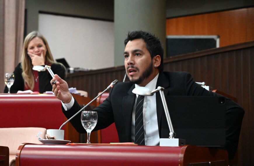 Coliñir cuestiona el endeudamiento provincial…