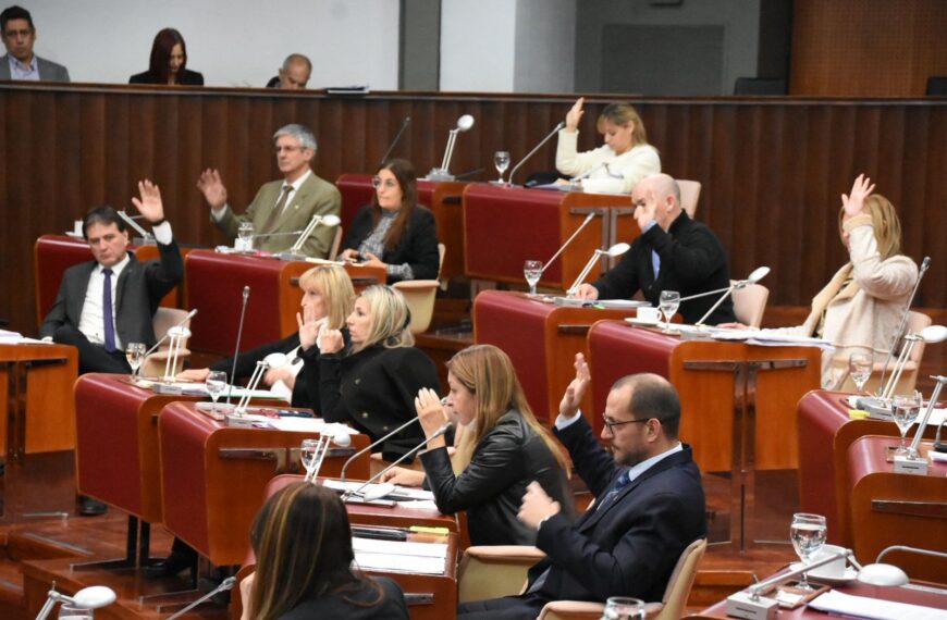 La Legislatura aprobó el Acuerdo de Competitividad y Paz Social en la Cuenca del Golfo San Jorge