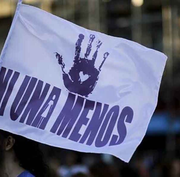 “Ni una menos”: El reclamo a flor de piel