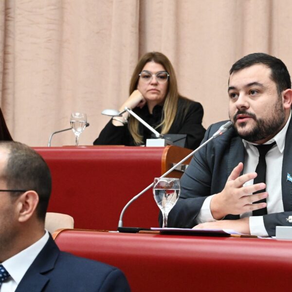 La Legislatura aprobó el proyecto para fomentar la generación distribuida comunitaria a partir de energía renovable