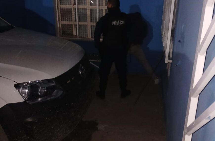 Intentaron ingresar al CAPS del barrio San Martín y fueron detenidos