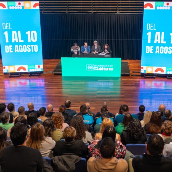 Othar: “La Feria del Libro genera comunidad y le transmitimos ese espíritu a los chicos”