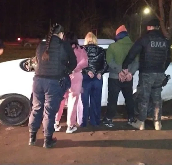 Detienen en El Bolsón a pareja de Comodoro que estafaba con billetera virtual fals