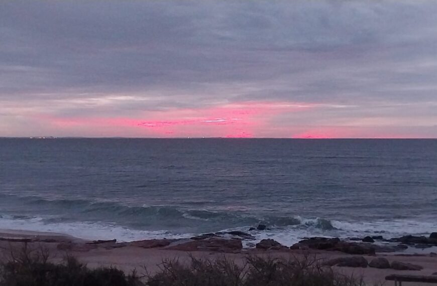 Jornada fresca con lluvias aisladas en gran parte del día