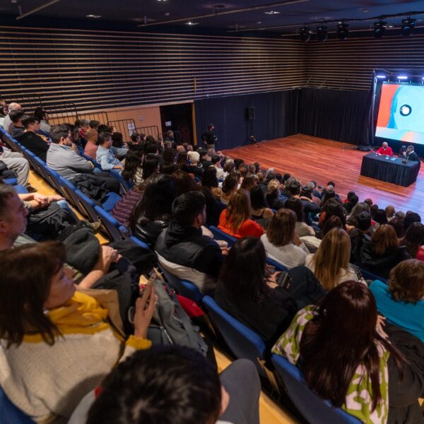 Más de 200 mil personas pasaron por la Feria del Libro de Comodoro Rivadavia