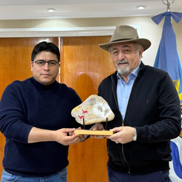 Othar y Claudio Vidal analizaron la situación de la región en materia productiva