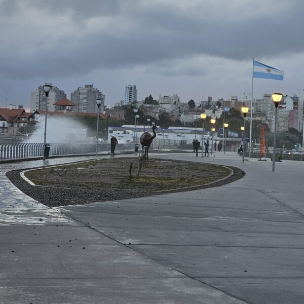 Jornada estable y fresca con vientos en aumento hacia la noche