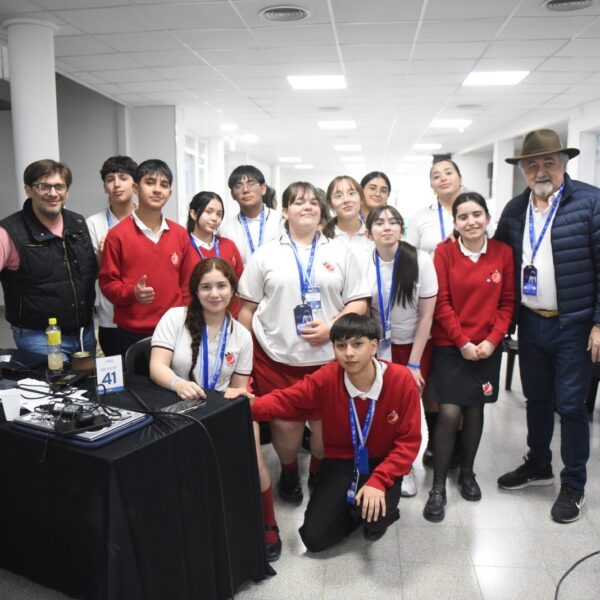 El Centro de Encuentro Km8 volvió a ser epicentro con más de 400 participantes en la NASA Space Apps Challenge 2025