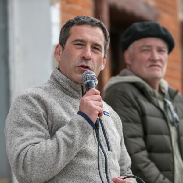 Luque en Río Senguer: “El Congreso debe ser el lugar donde pongamos un límite y defendamos los derechos que nos costó tanto conquistar”