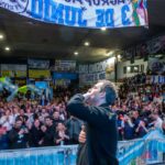 Con un mensaje de unidad…