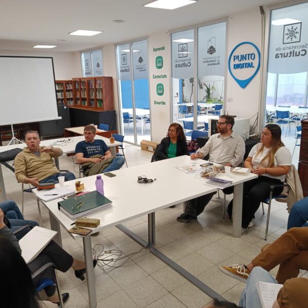 El Municipio avanza con una agenda de formación y participación vecinal