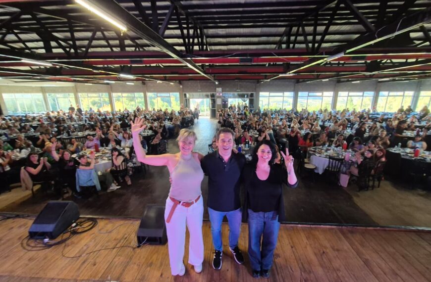 Luque: “No hay hoy en la Argentina una sola organización intermedia donde no haya mujeres sosteniendo”