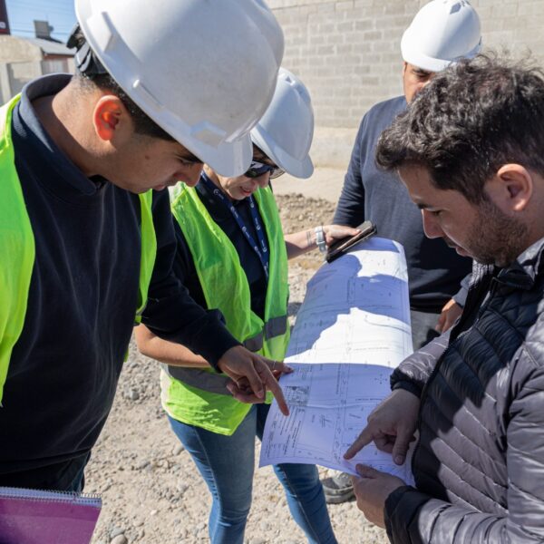 Comenzó la obra del colector cloacal en calle Concejal Ávila que beneficiará a más de 1.400 familias