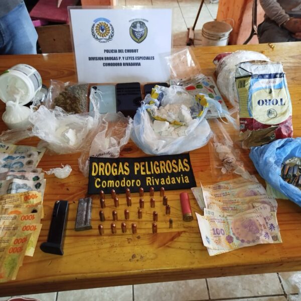 Golpe al narcomenudeo en Km 8