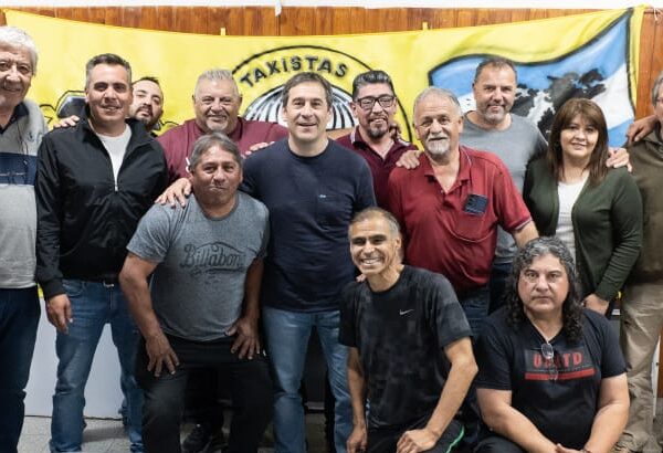 Luque se reunió con taxistas y aseguró que uno de sus primeros proyectos en el Congreso será recuperar el diferencial en el precio del combustible para la zona sur