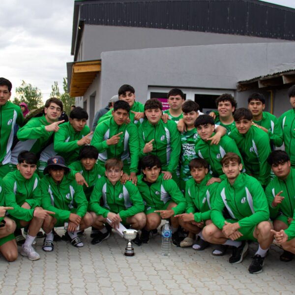 El seleccionado juvenil de la Unión de Rugby Austral se consagró campeón del Select12 Sur