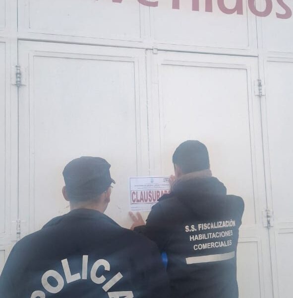 Clausuraron un autoservicio por venta de alcohol durante la veda elector