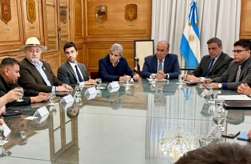 Macharashvili tras la reunión con Caputo: “Volvemos con la promesa de eliminar las retenciones a las exportaciones”