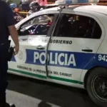 Violento episodio en pleno centro:…