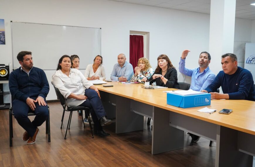 Por unanimidad, el Concejo aprobó el convenio para la descarga del Canal de la Roca