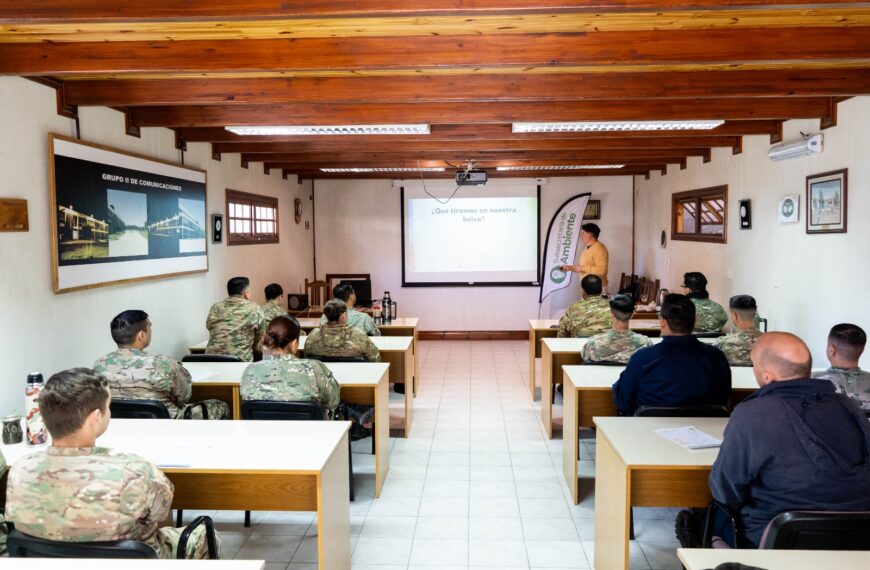 El Municipio desarrolló una jornada de capacitación ambiental para personal de la Fuerza Aérea Argentina