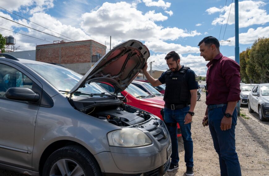 Dos agencias de venta de autos funcionaban sin habilitación comercial