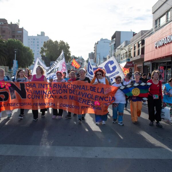 Se concretó la marcha por el Día Internacional de la Eliminación de la Violencia contra las Mujeres