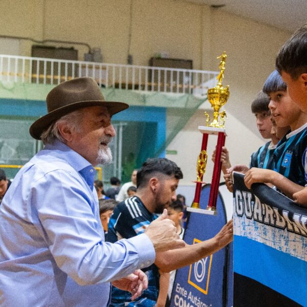 Othar Macharashvili encabezó el cierre de los Juegos Comunitarios 2025