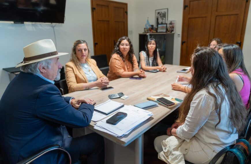 El intendente recibió a las nuevas autoridades de la Delegación Sur del Colegio Profesional de Trabajadores Sociales