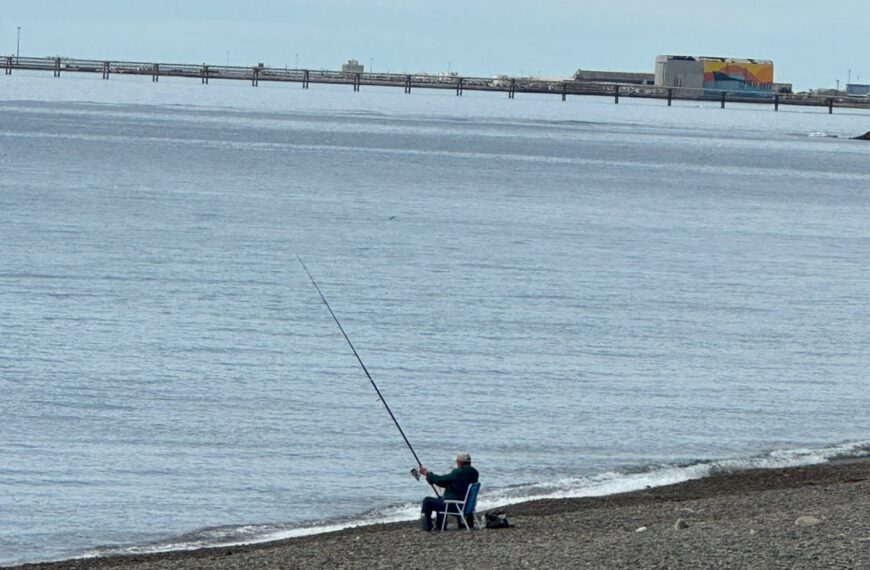 Aumenta la temperatura, pero continúa el viento