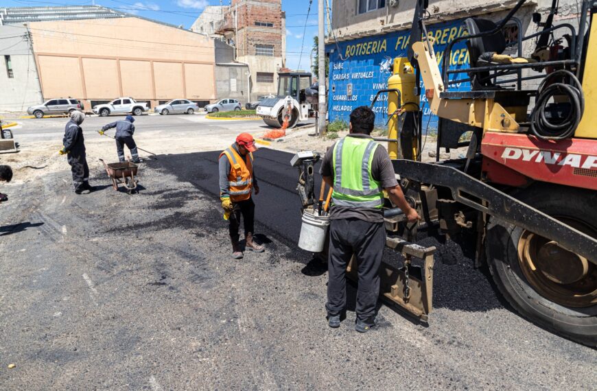 El Municipio avanza con la pavimentación de calles en barrio San Cayetano