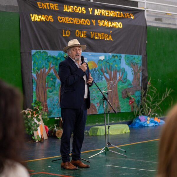 Othar presidió el acto de cierre lectivo de la Escuela Municipal