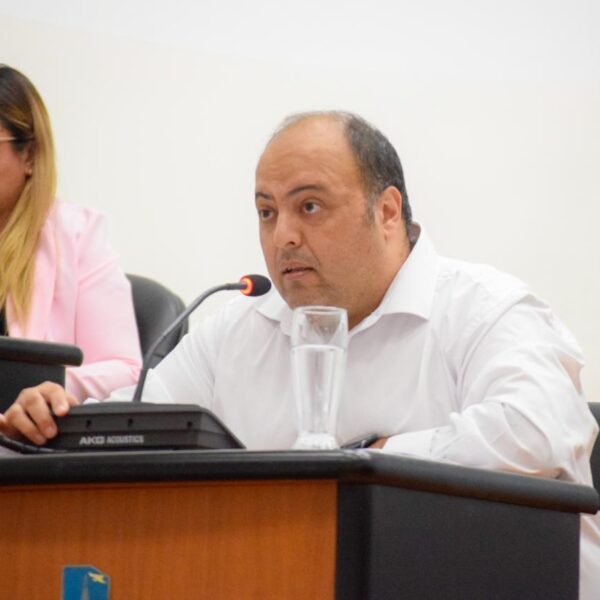 Bustamante destacó la puesta en marcha del Fondo Municipal de Diversificación Productiva para fortalecer nuevas economías