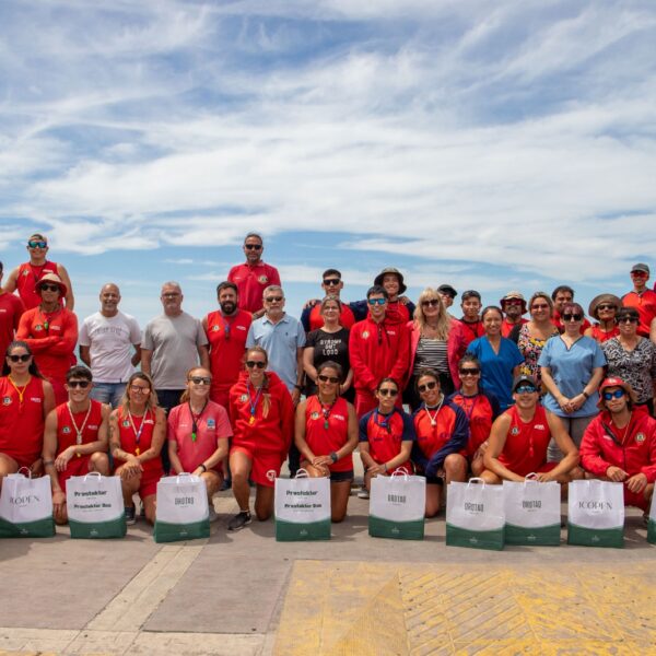 Verano seguro: El Municipio entregó protectores solares y botiquines al Servicio de Guardavidas