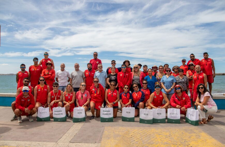 Verano seguro: El Municipio entregó protectores solares y botiquines al Servicio de Guardavidas