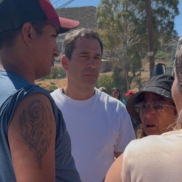 Luque en Diputados y Linares en el Senado, presentaron un proyecto de ley para declarar zona de Emergencia Nacional a los barrios afectados por el desplazamiento del Cerro Hermitte