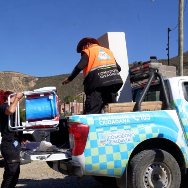 Defensa Civil realiza una incesante tarea para que las familias recuperen sus pertenencias