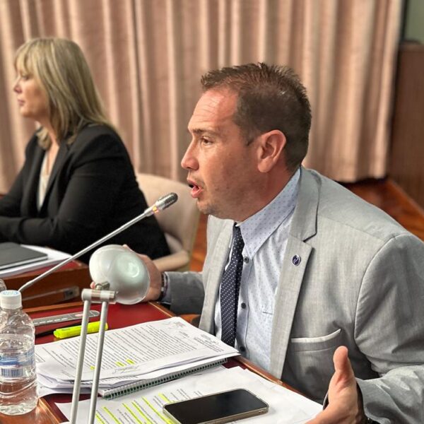 Arriba Chubut propone la emergencia social y habitacional en Comodoro y apunta contra el desfinanciamiento nacional