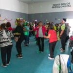 El primer grupo de adultos…