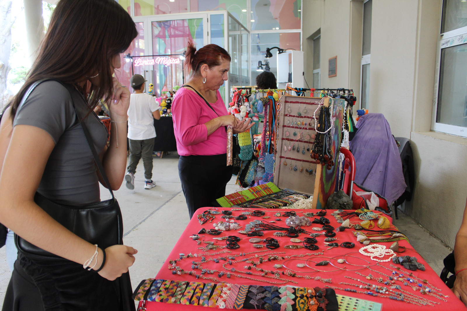 Artesanos, diseñadores, plazas culturales y jornadas recreativas al aire libre para toda la familia