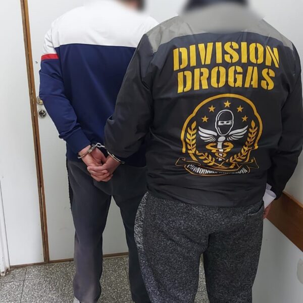 Operativo de la Policía del Chubut culmina con tres detenidos por narcomenudeo en Comodoro Rivadavia